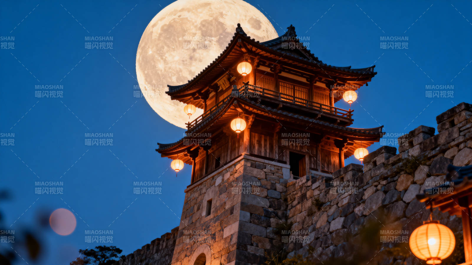 月下古塔夜景图片