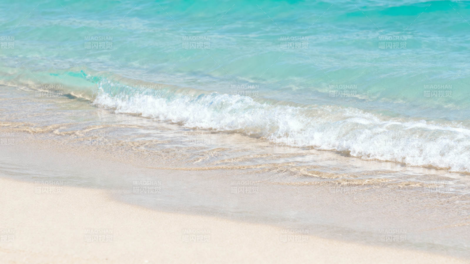 碧海白沙 浪花轻拍图片