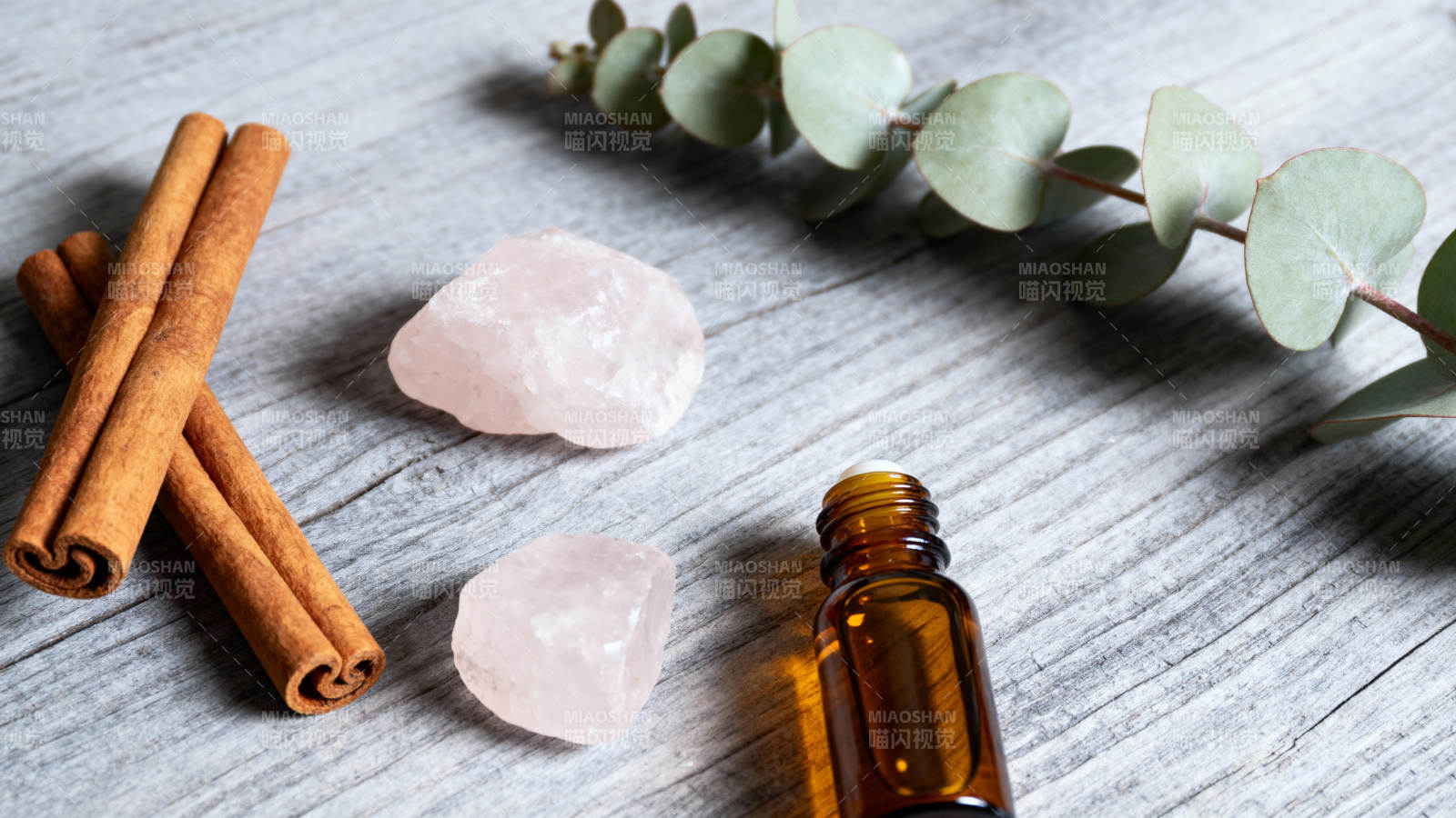 香薰与自然元素图片