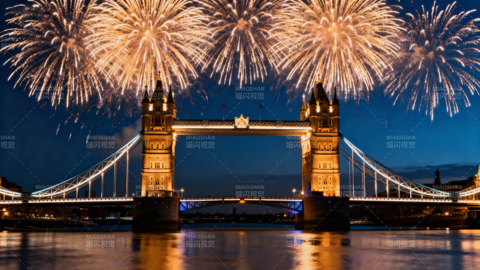 伦敦塔桥烟花秀图片