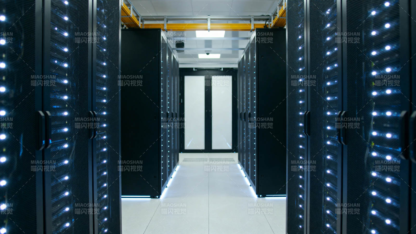 数据中心机房图片