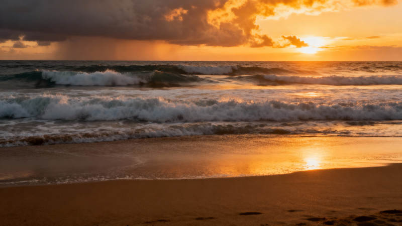 夕阳海浪沙滩图片