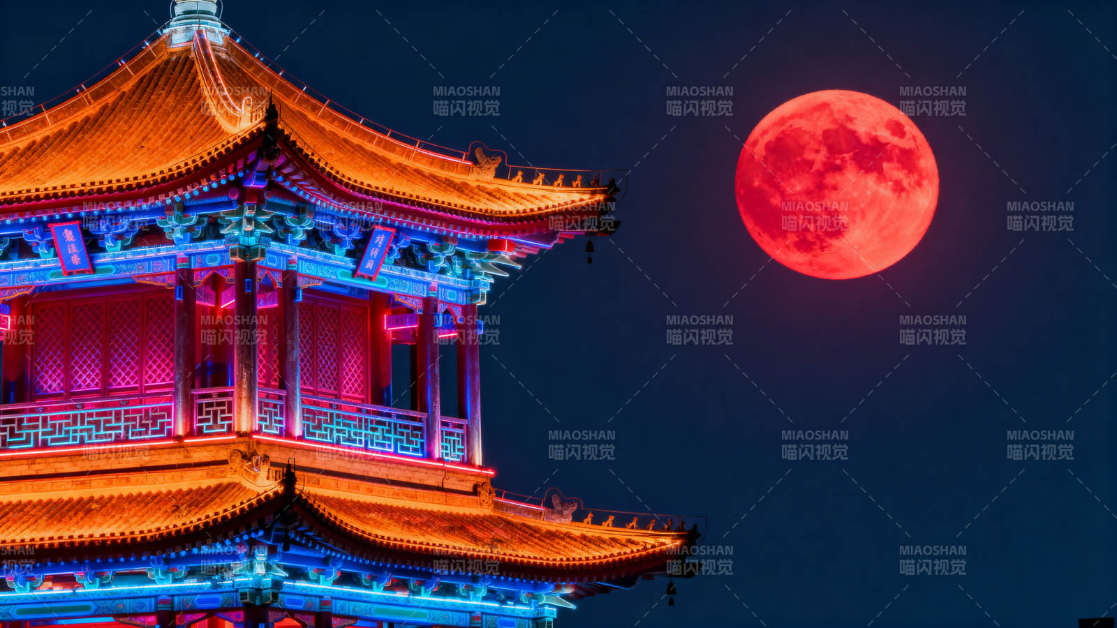 红月映古塔图片