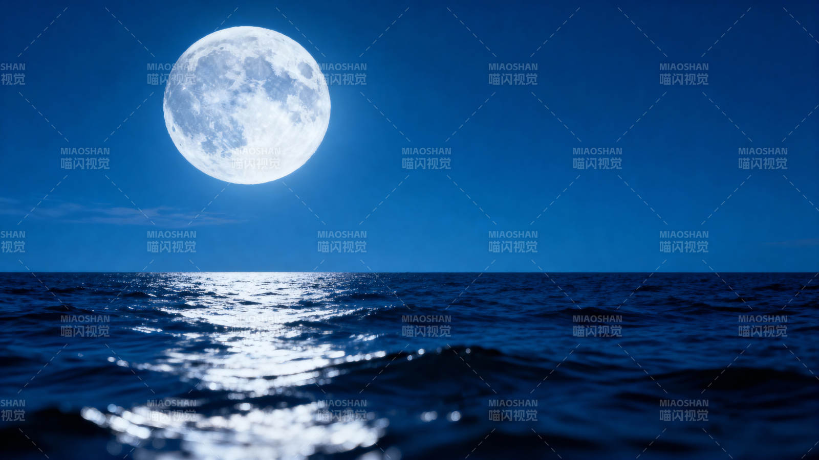 月照海面图片
