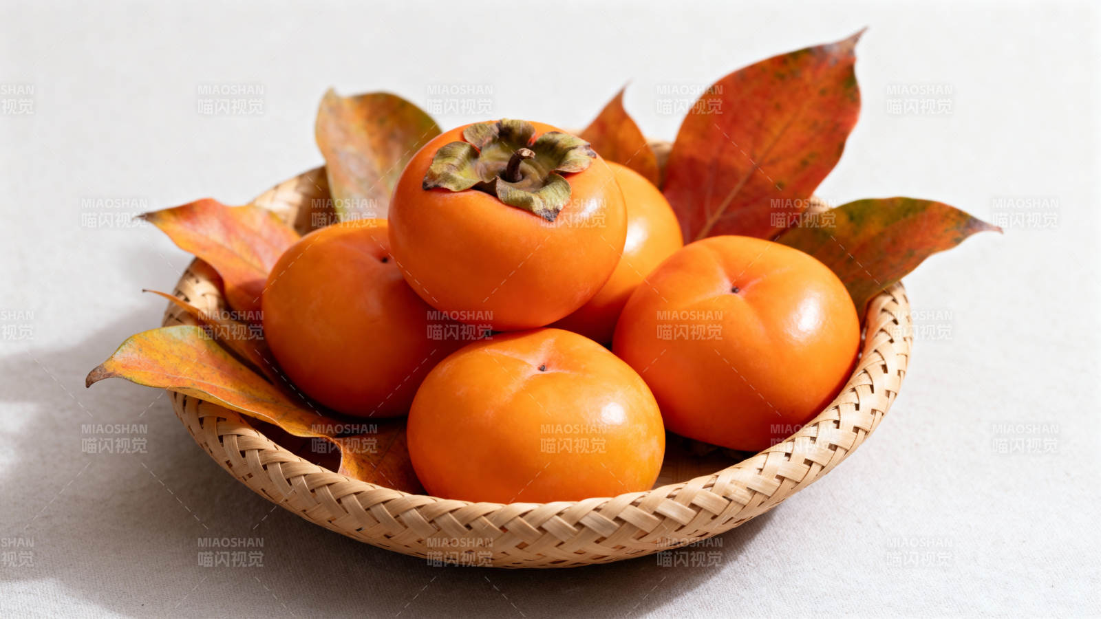秋日柿子静物图片