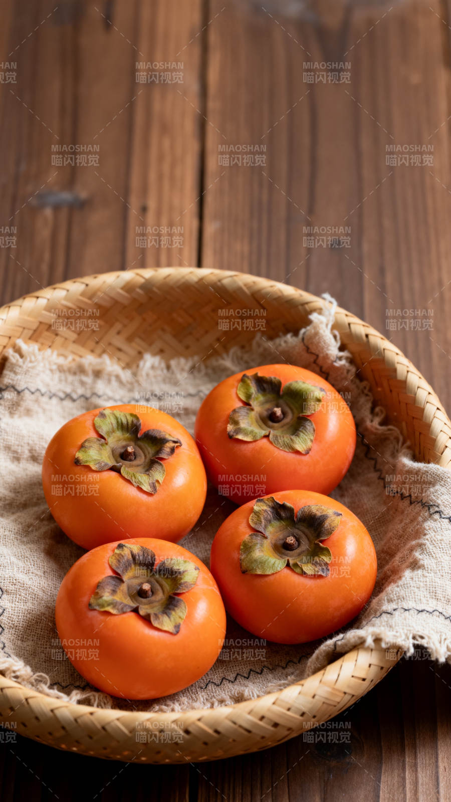 柿子静物图图片