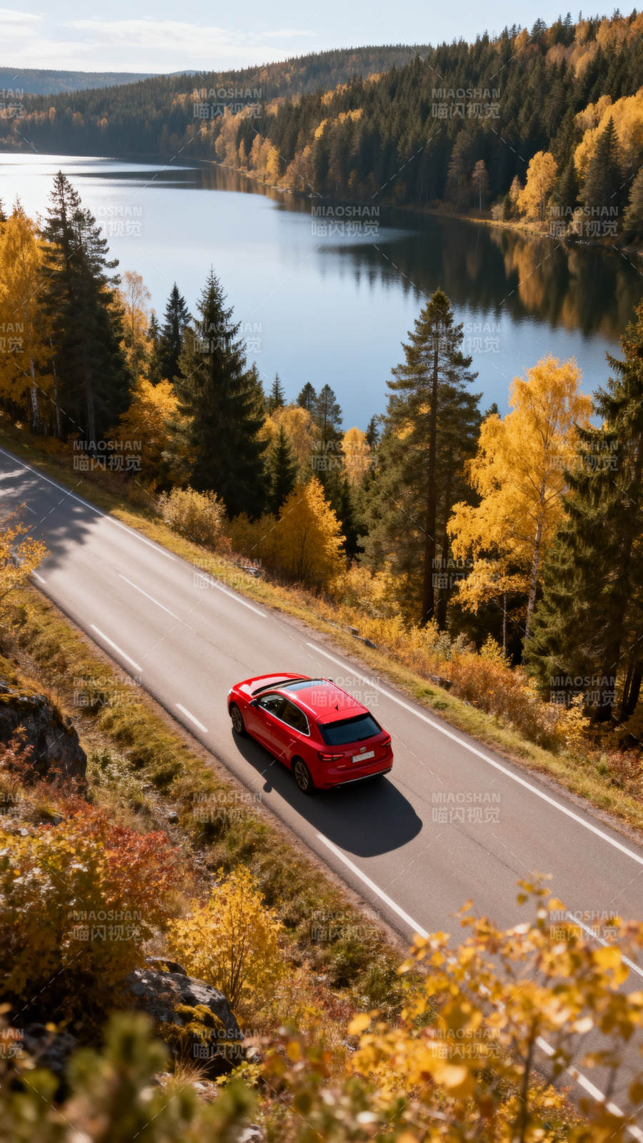 秋湖公路行图片