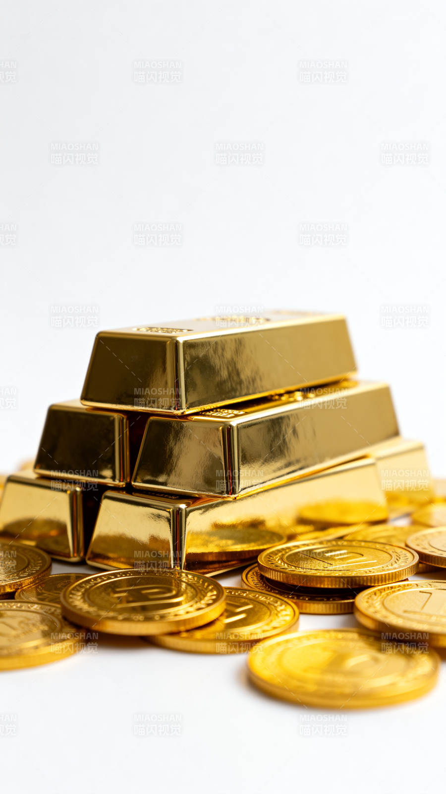 金条金币堆叠图片