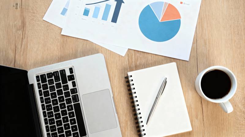 办公桌面工作场景图片