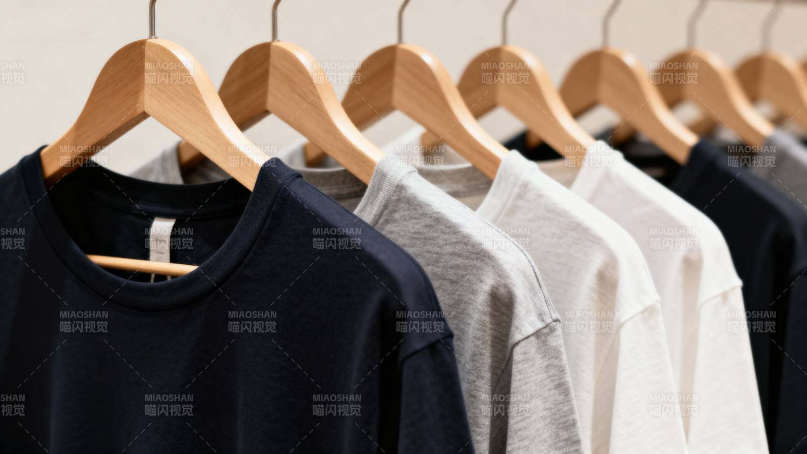 简约T恤系列展示图片