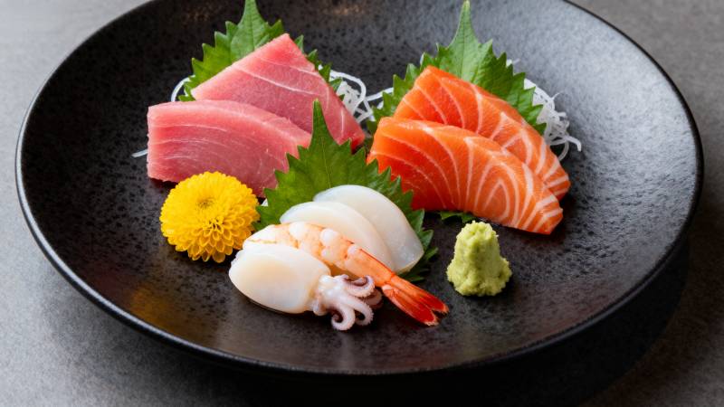 精致刺身拼盘图片