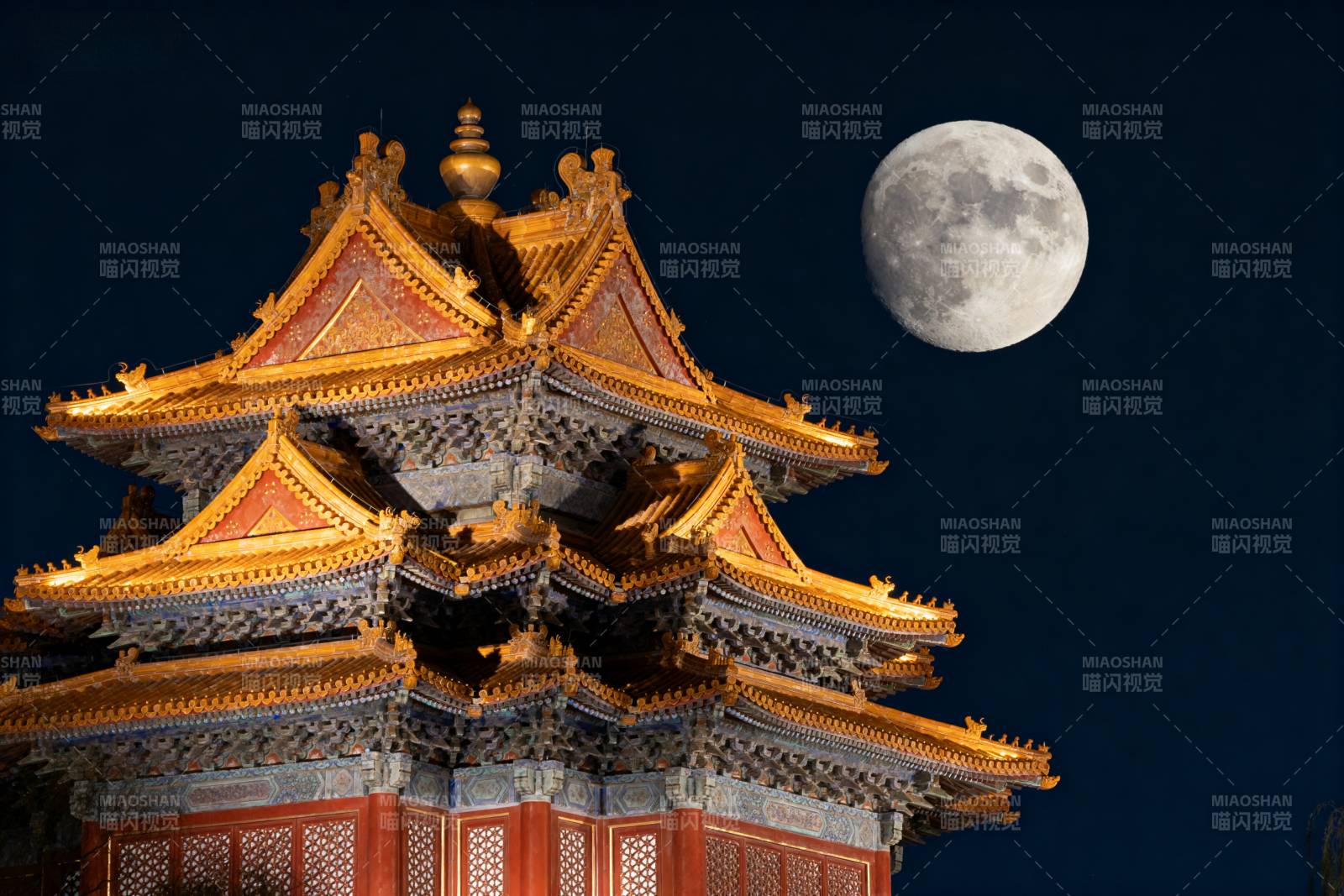 古塔映月夜图片