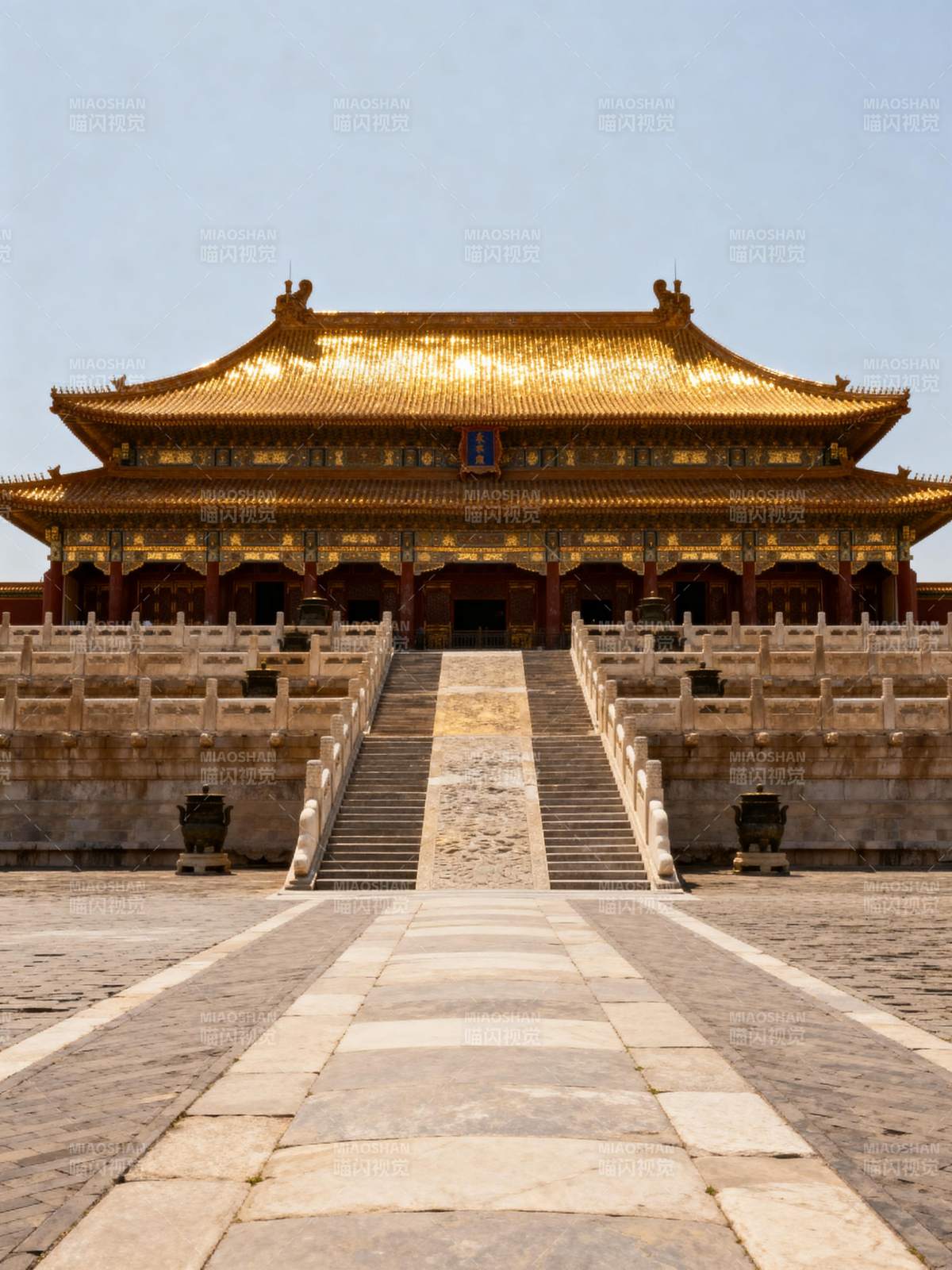 故宫金殿巍峨图片