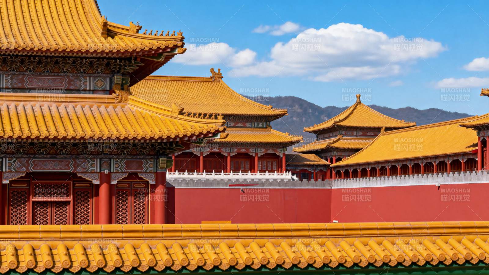 故宫金顶红墙图片