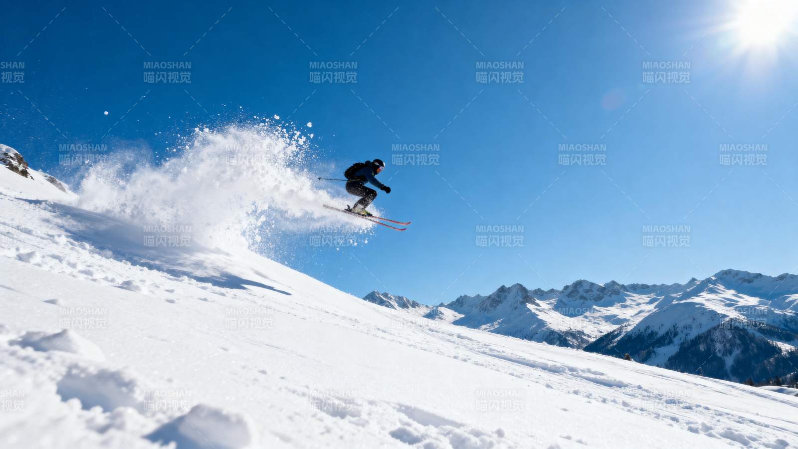 雪上飞驰 尽享冬趣图片