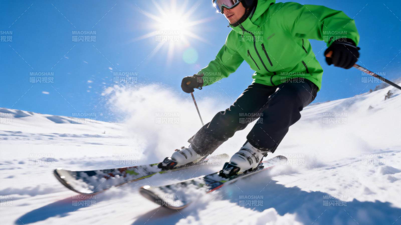 滑雪者在雪地驰骋图片