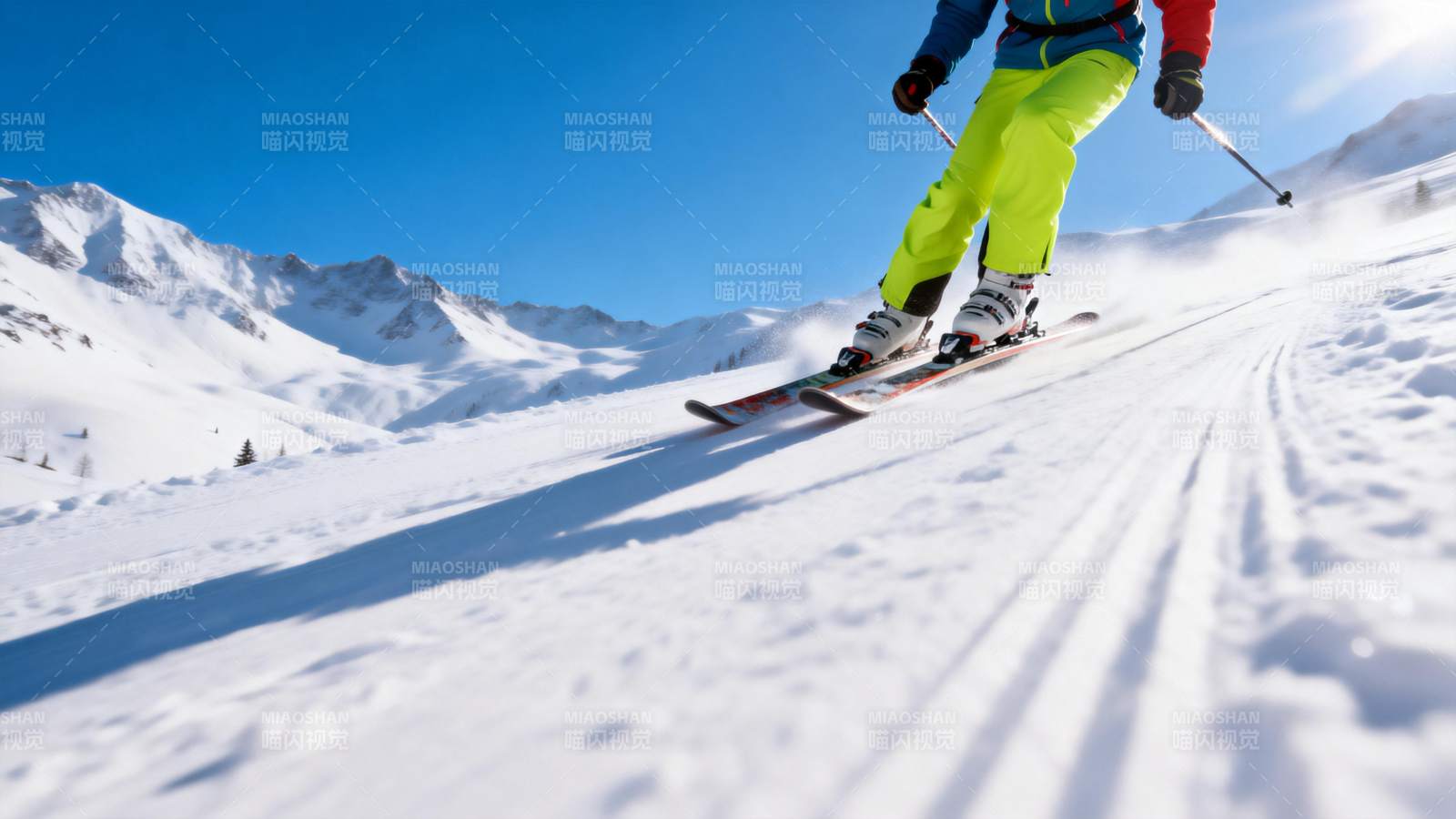 雪上疾驰 尽享滑雪乐趣图片