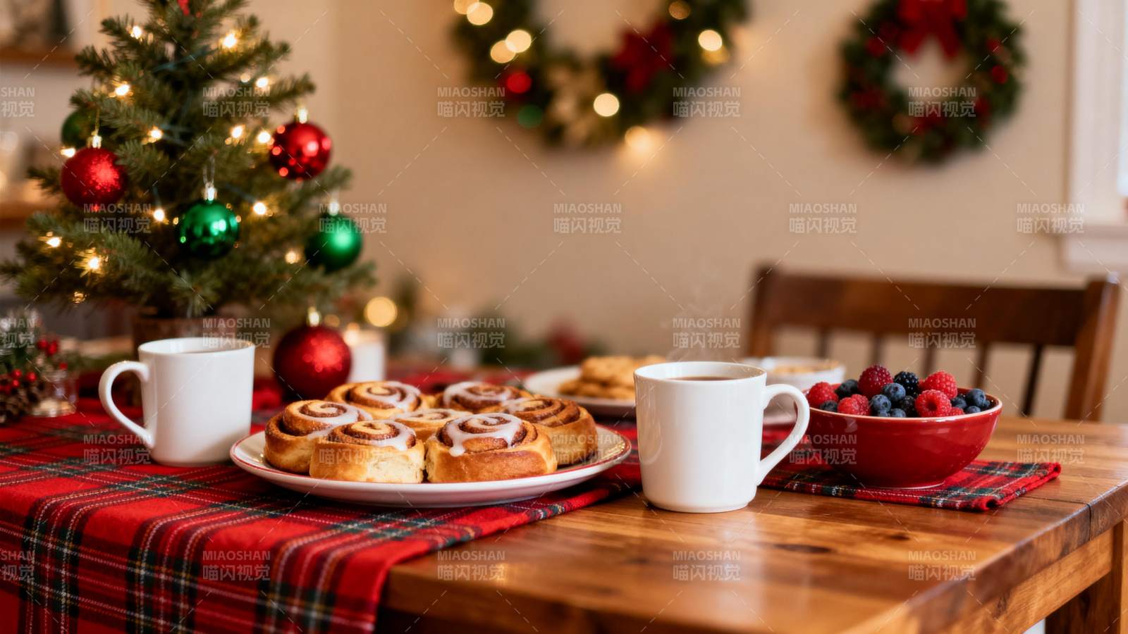 圣诞早餐温馨时刻图片