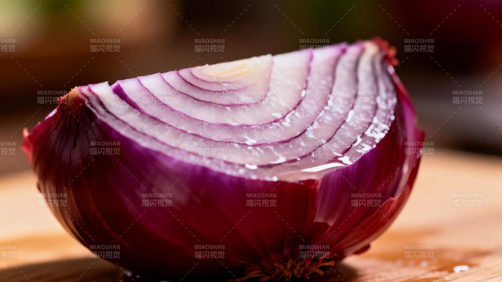 紫洋葱切面特写图片