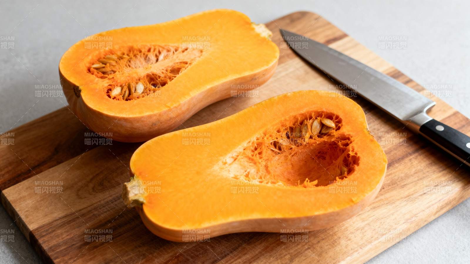 切开的南瓜图片