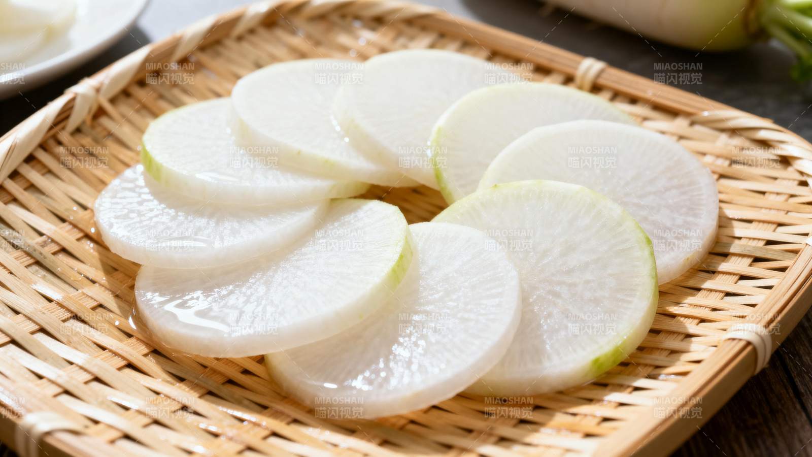 白萝卜片摆盘图片