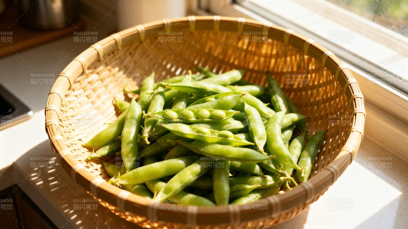 新鲜豌豆荚图片