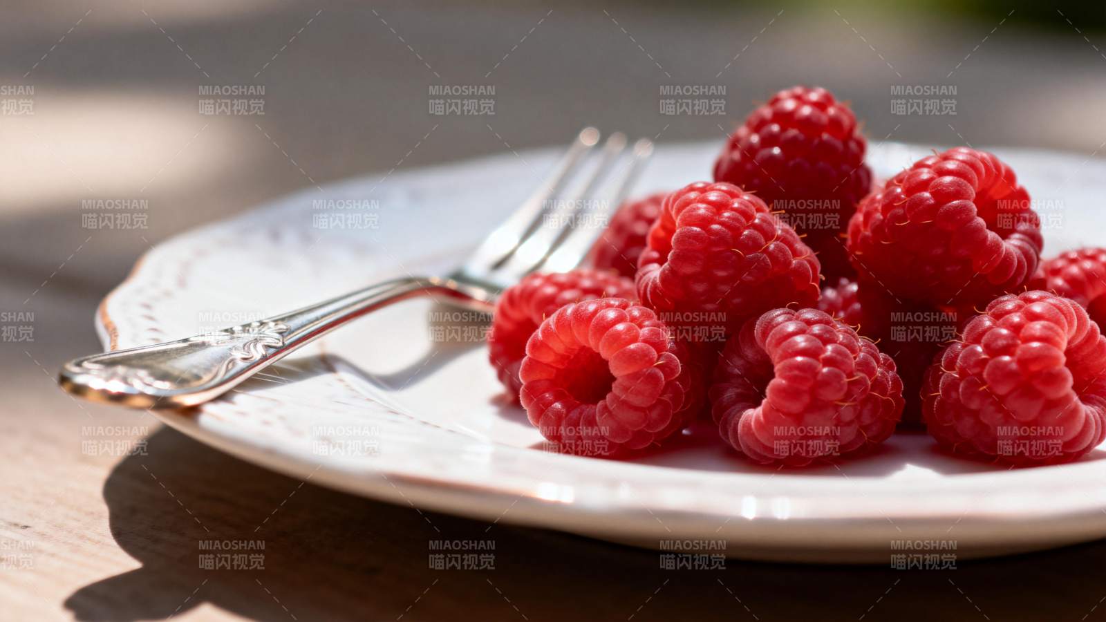 鲜红覆盆子静享时光图片