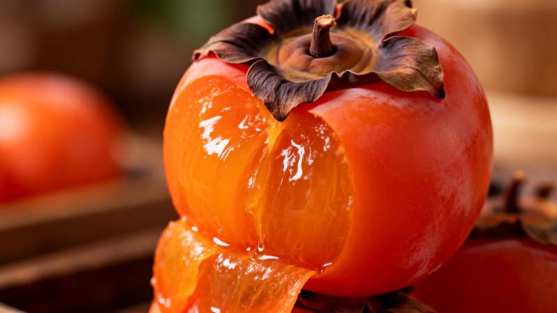 晶莹剔透的柿子图片