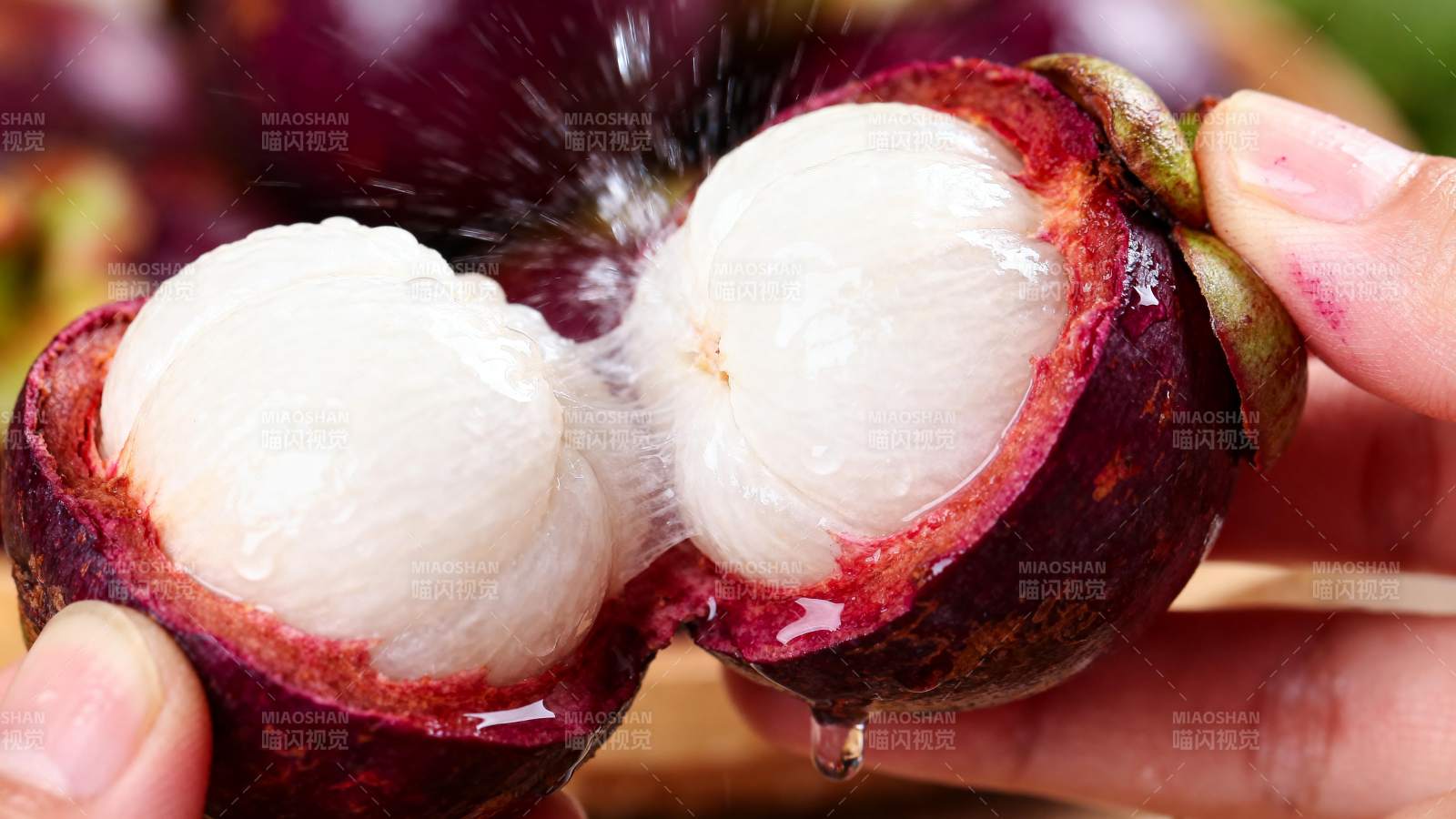 山竹果肉晶莹剔透图片