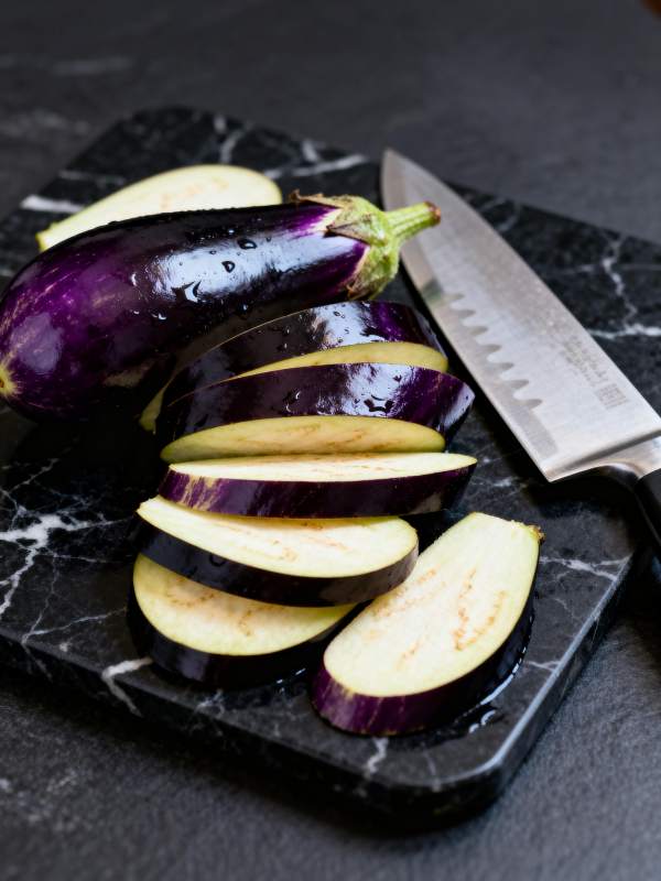 切片茄子准备中图片