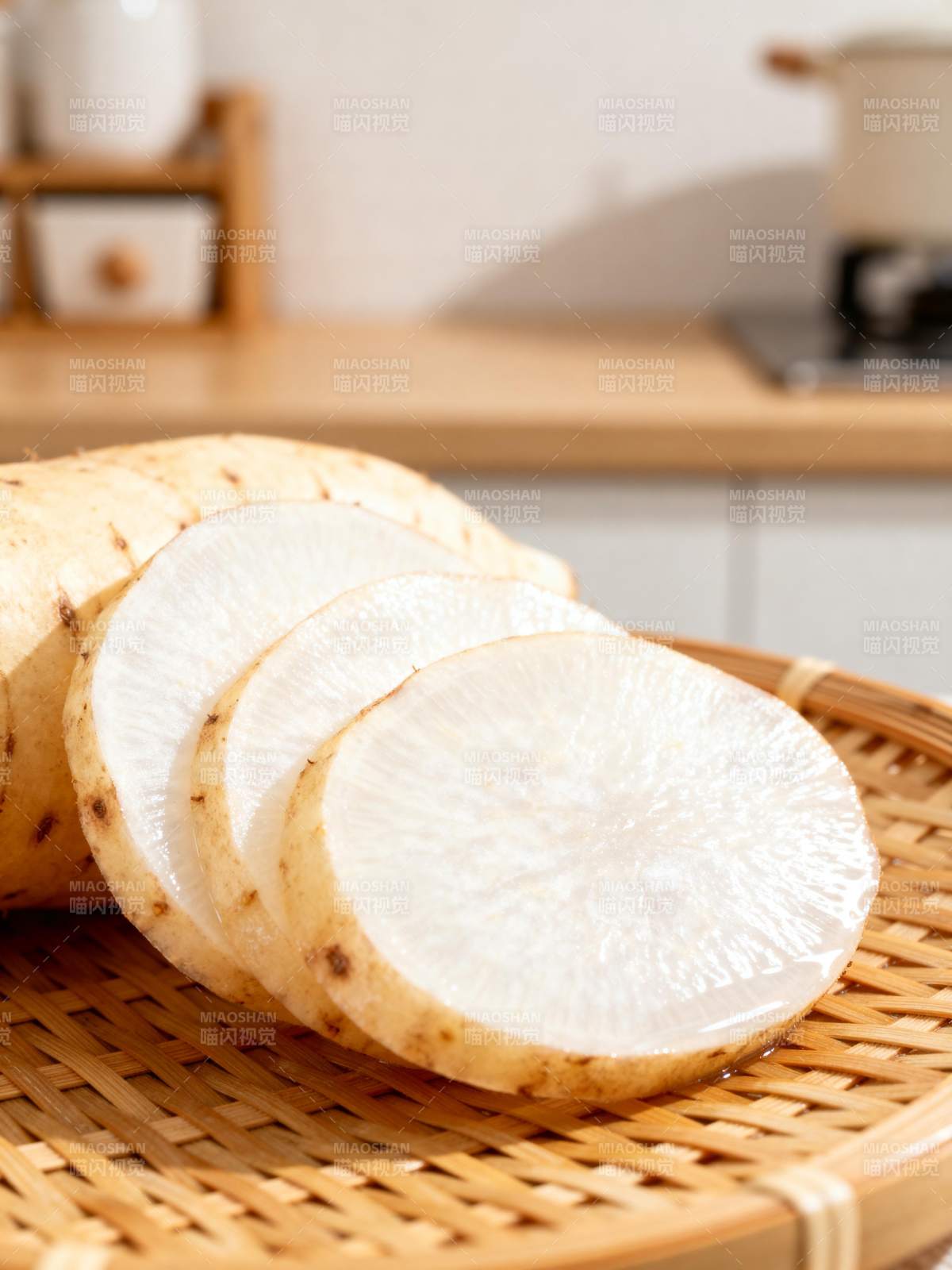 白萝卜切片图片