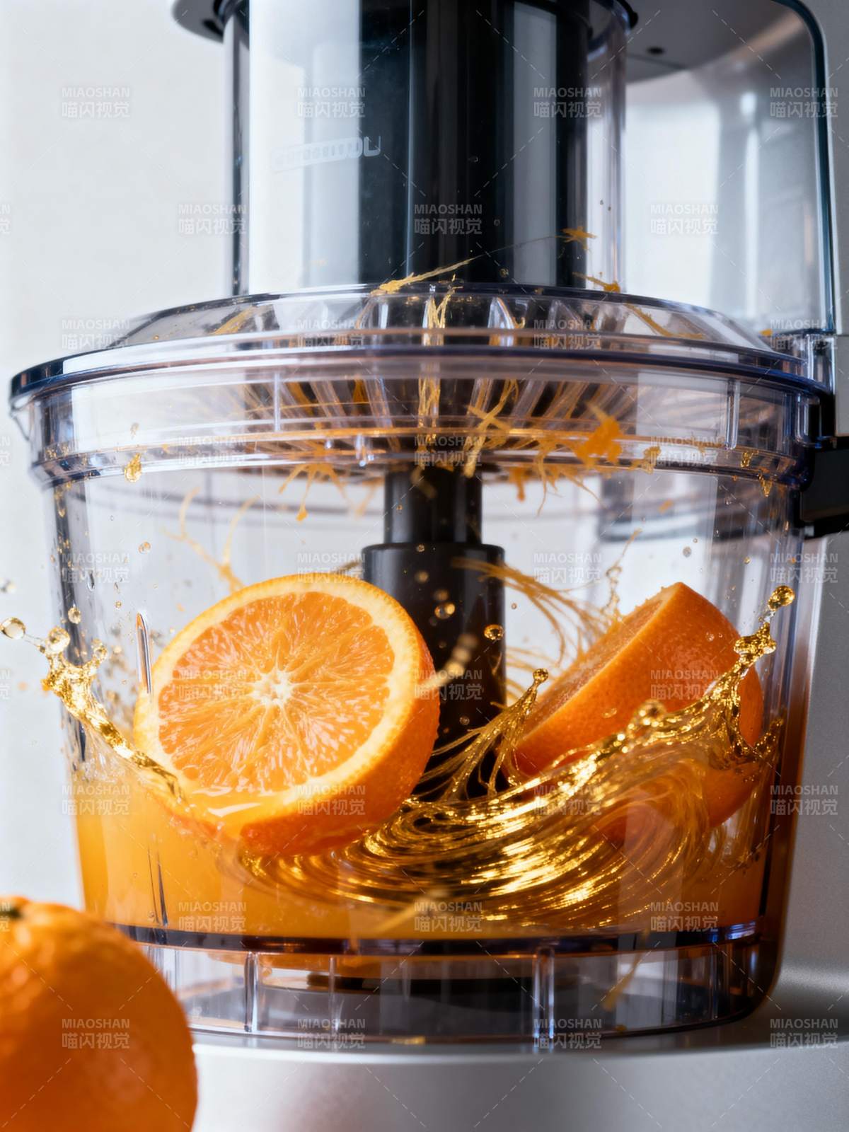 橙汁飞溅瞬间图片
