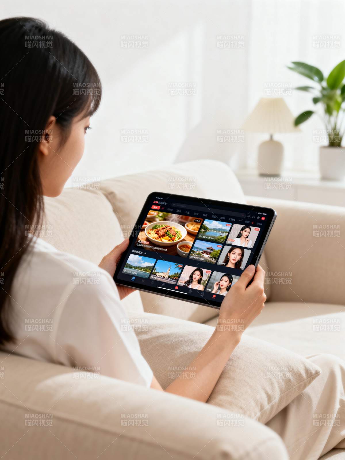 宅家享高清观影图片