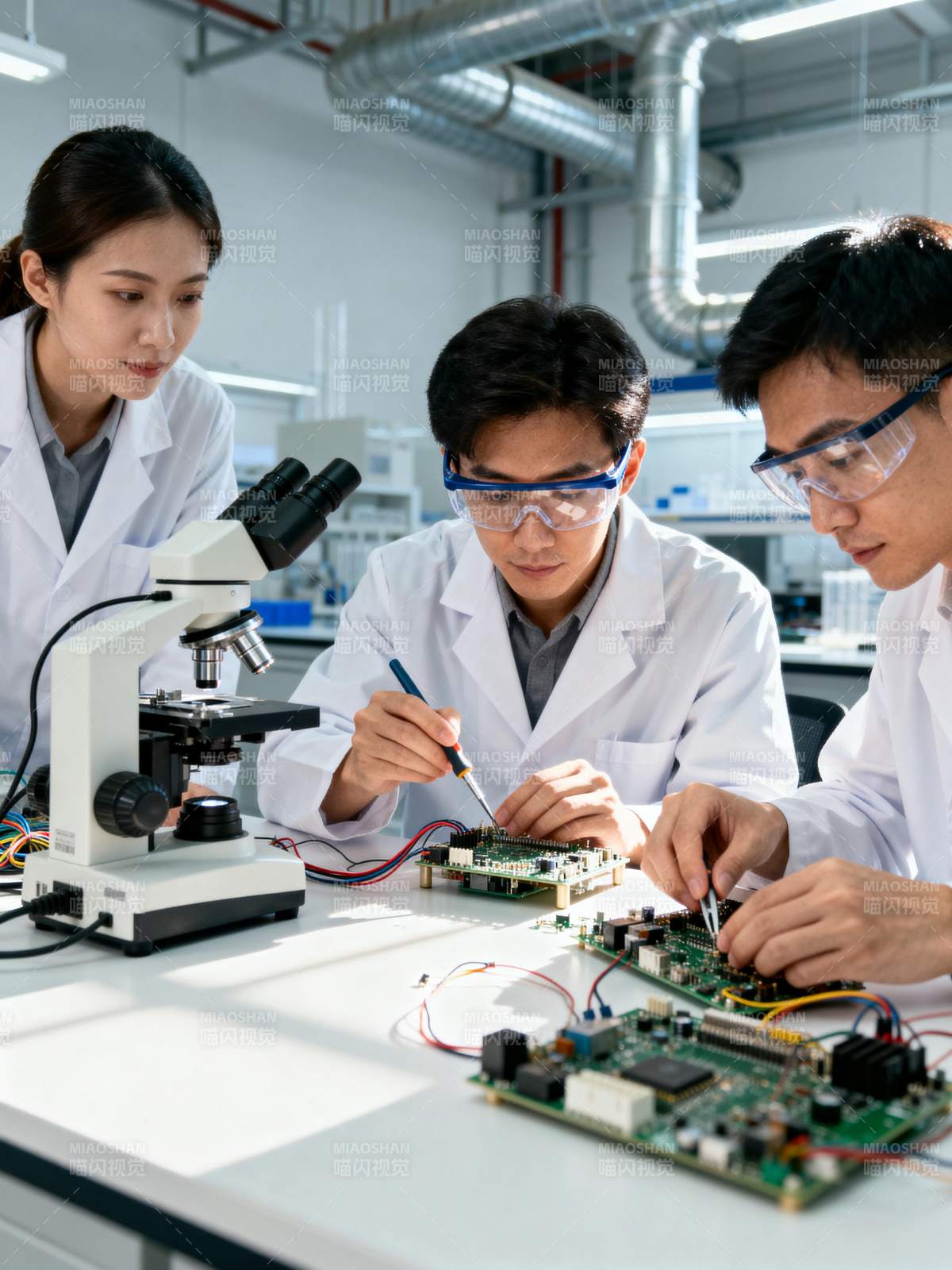 实验室电子研发图片