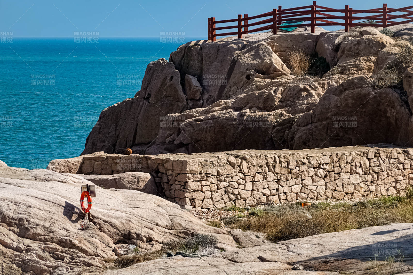 舟山海边石崖风光图片