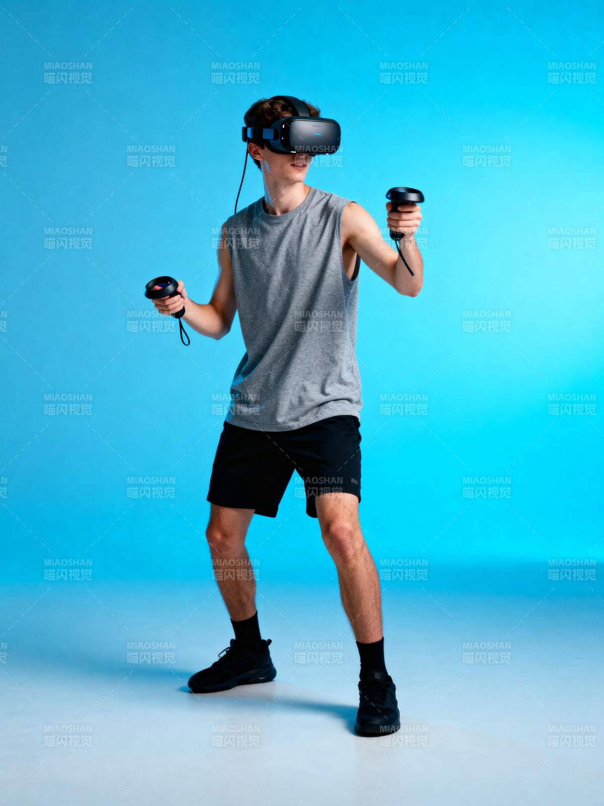 沉浸VR游戏体验图片