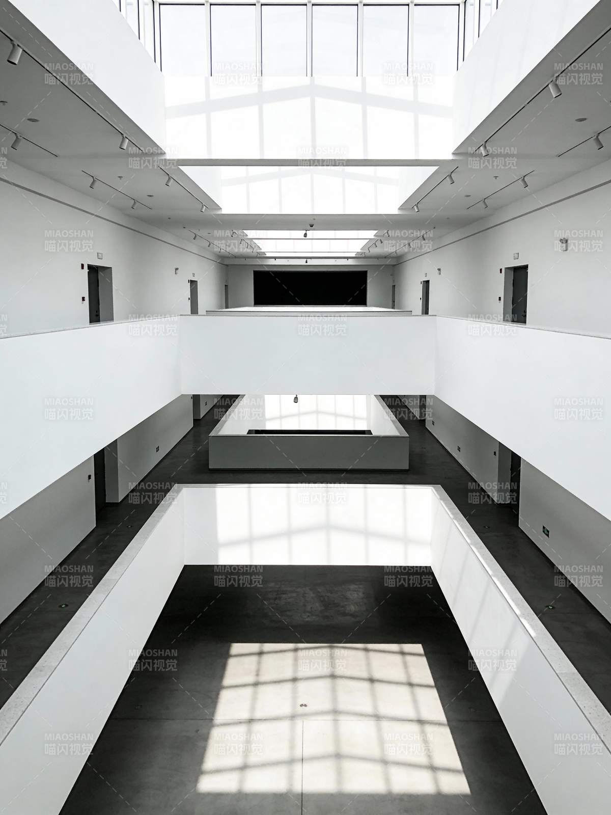 现代建筑内部空间图片