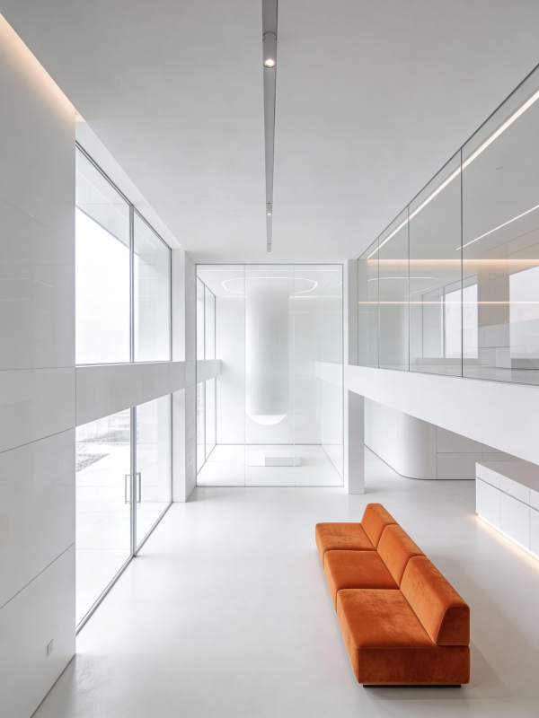 极简现代客厅设计图片