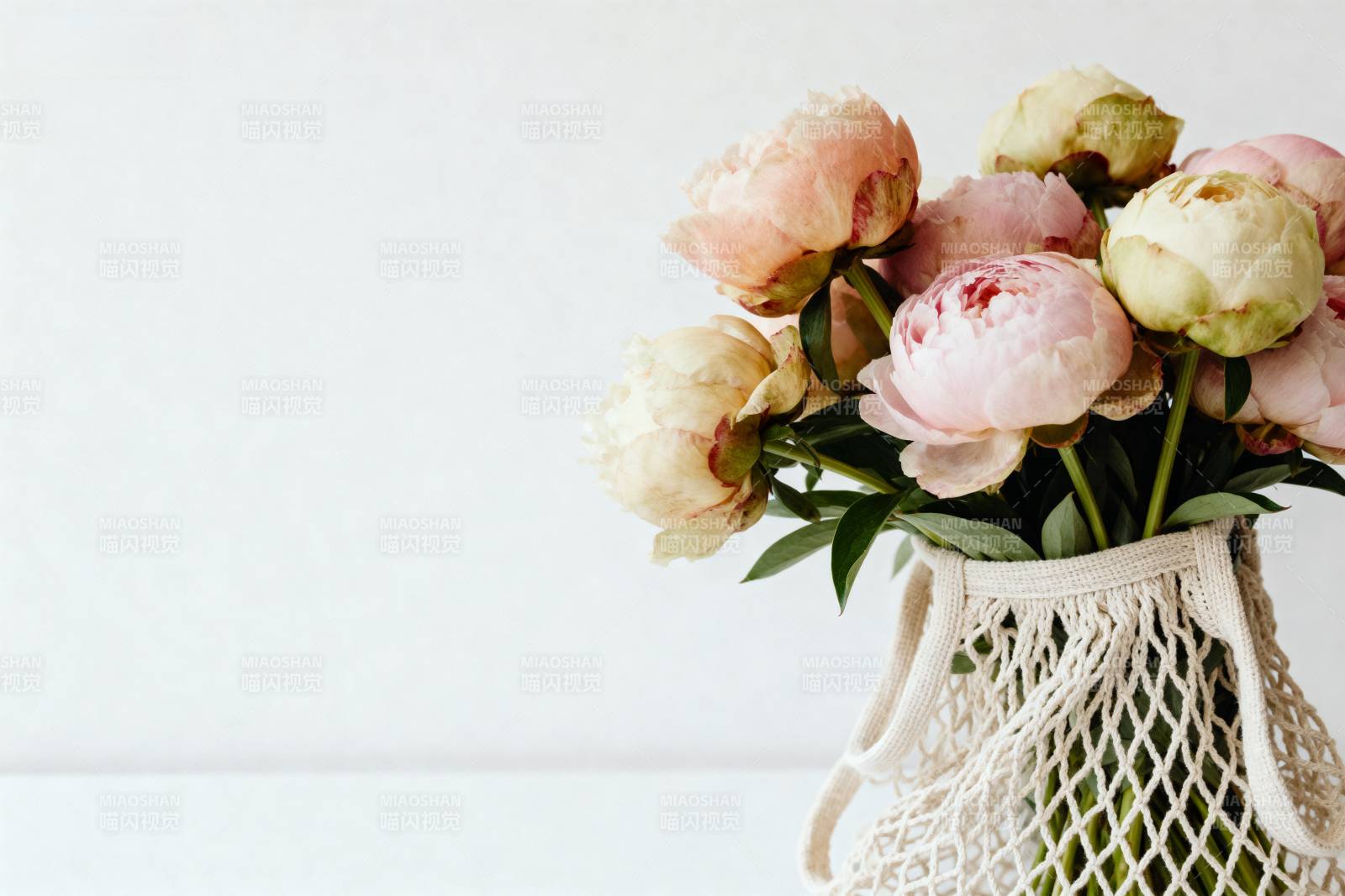 花束静谧之美图片