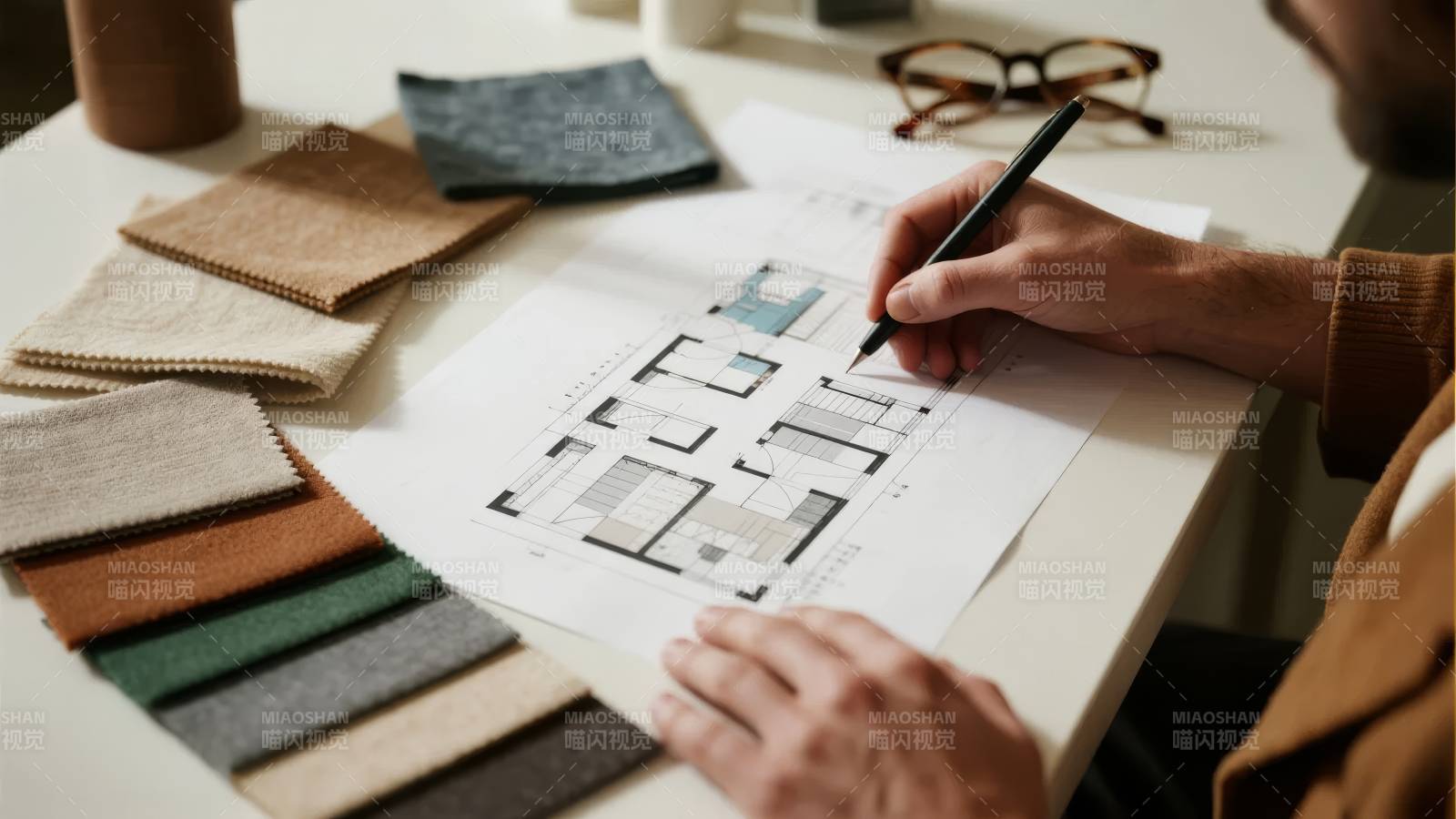 设计图纸与布料搭配图片