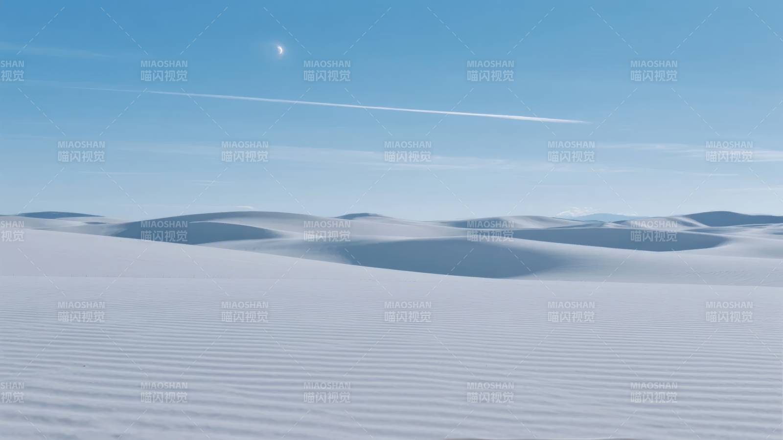 雪原上的静谧风光图片