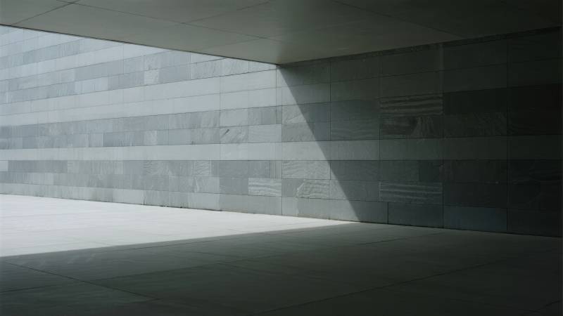 光影交错的现代空间图片