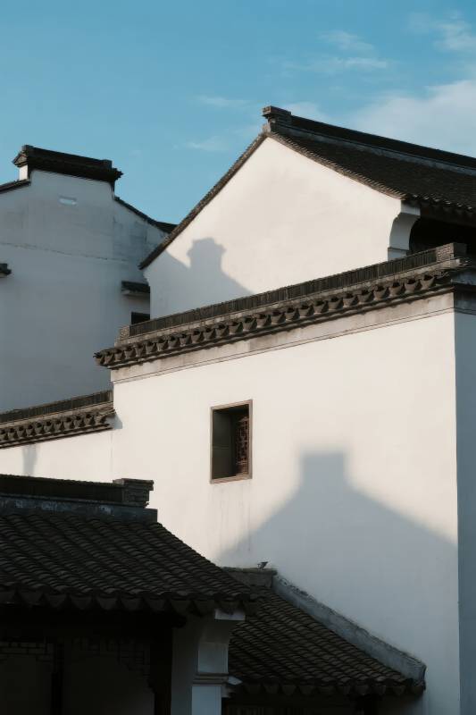 白墙黛瓦古韵悠图片