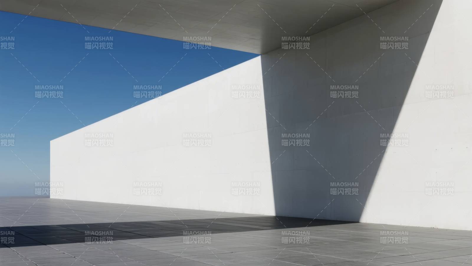 光影交错的建筑角落图片