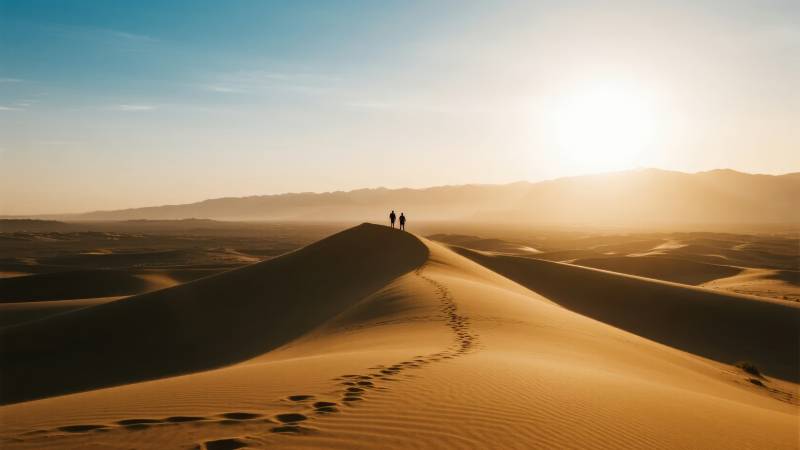 沙漠日出行迹图片