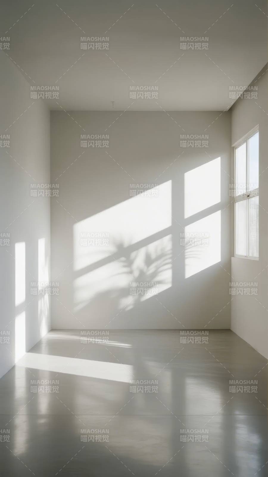 光影交错的空室图片