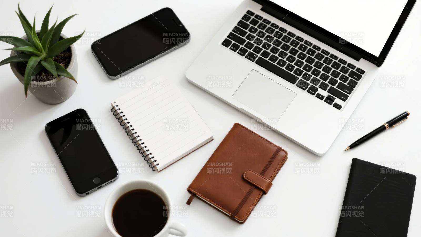 办公桌面布置图片