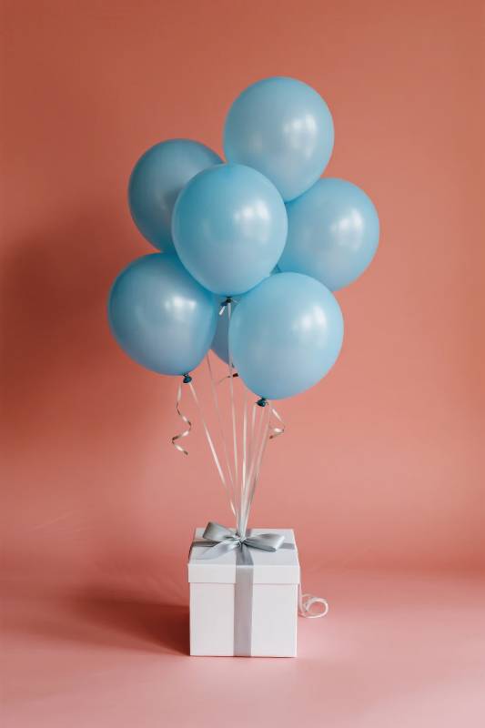 蓝气球礼盒图片
