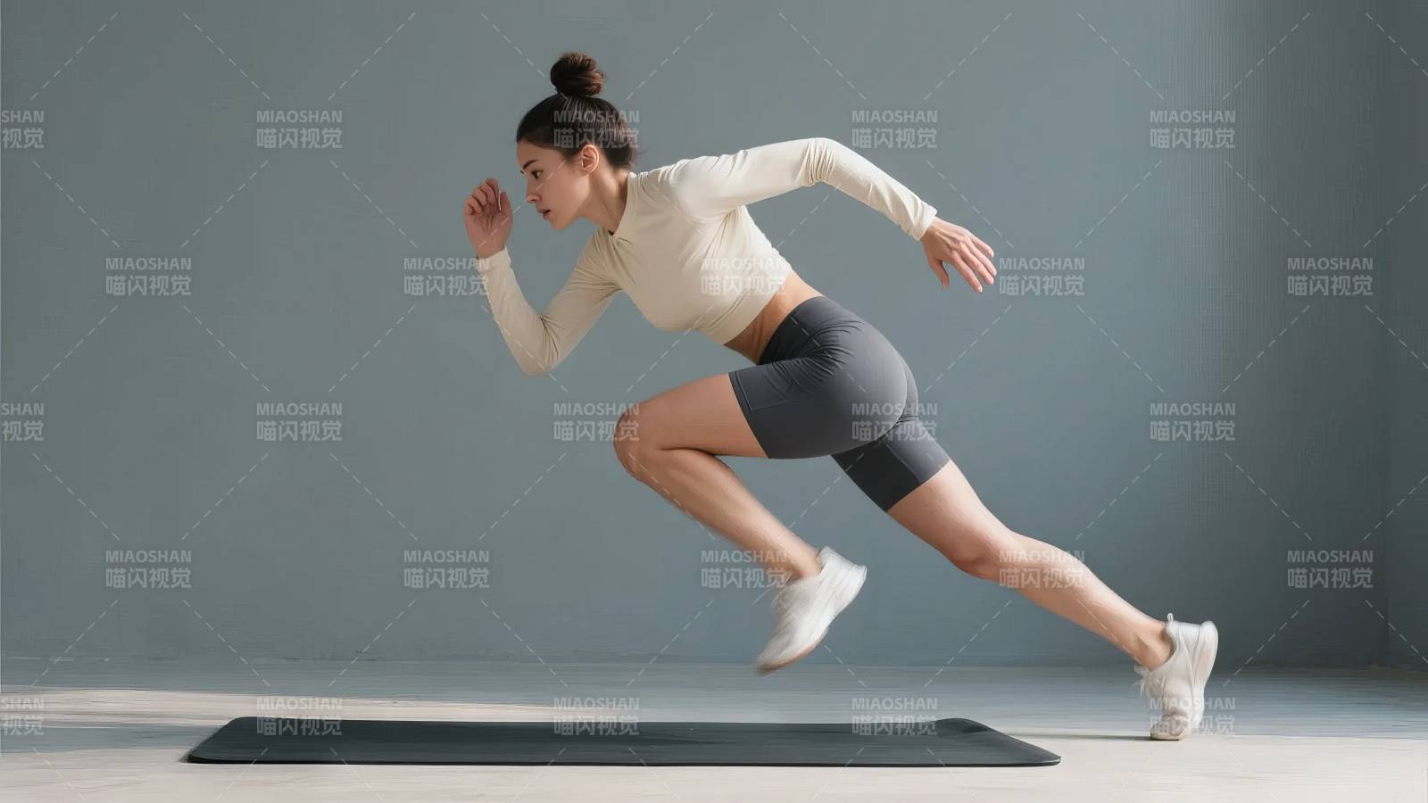 动感瑜伽健身时刻图片