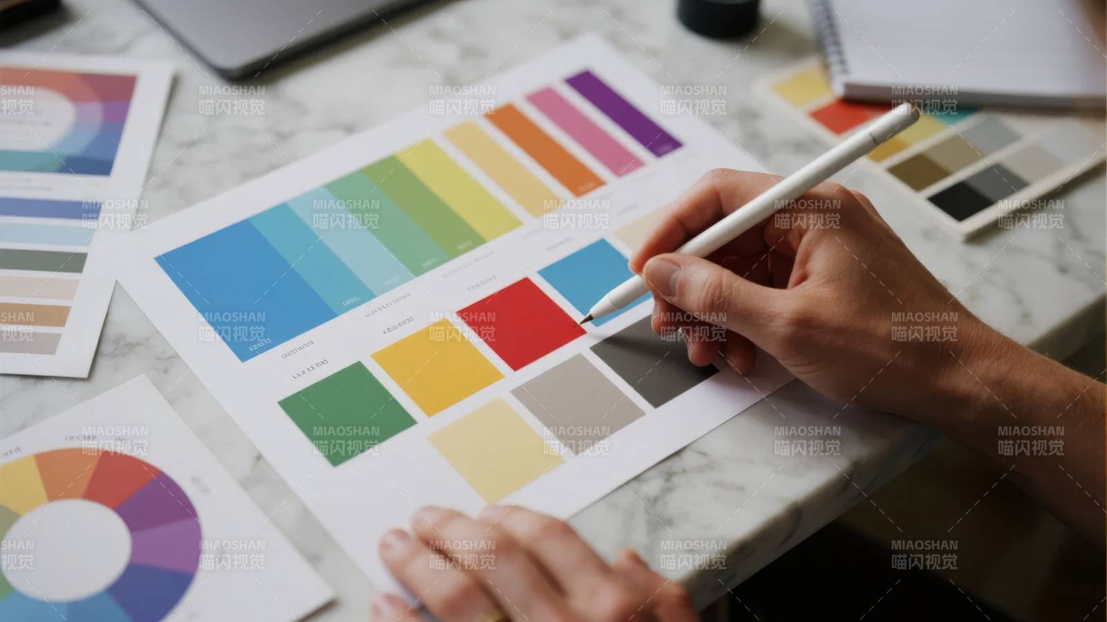 色彩搭配设计图片